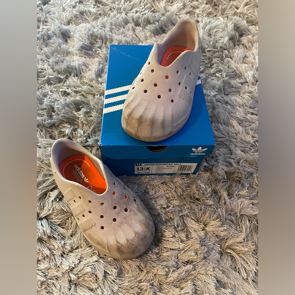 Kids size 13.5 adiFOM superstar 360 C